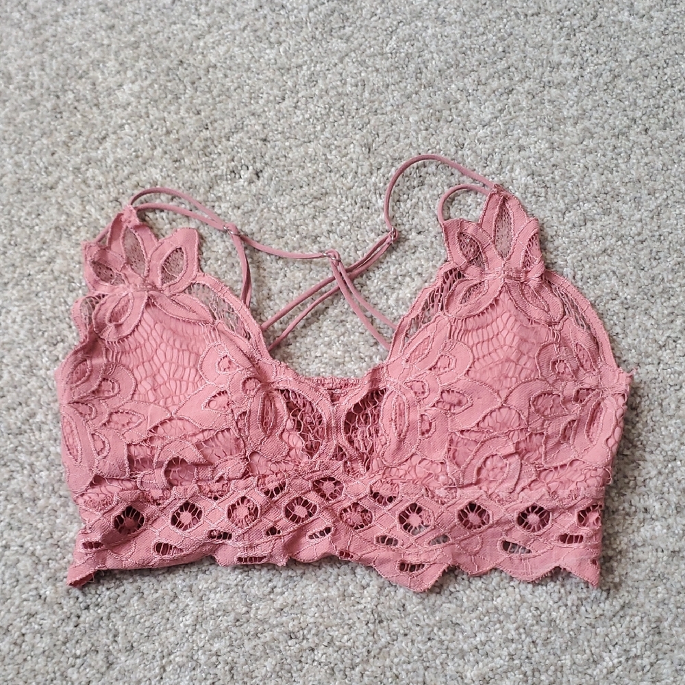 Dina Be Floral Lace Bralette in Soft Pink
